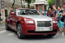 Rolls-Royce Ghost rao bán 11 tỷ đồng về tay đại gia Huế
