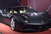 Siêu xe Ferrari 488 GTB đầu tiên “cập cảng” Việt Nam