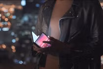 Samsung hé lộ ra mắt smartphone màn hình gập ngày 20/2