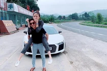 Cường Đô la lái siêu xe về Lạng Sơn hỏi vợ?
