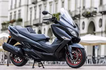 Suzuki Burgman 180 "đối thủ" Honda PCX và Yamaha NMax