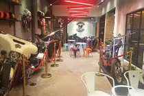 Quán cafe với dàn môtô PKL “khủng”, độc nhất Việt Nam 