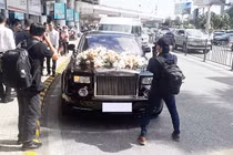 Dàn xế hơn trăm tỷ của "đại gia điếu cày" rước dâu ở Hà Nội?