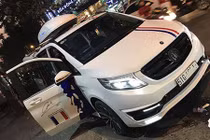 Mercedes V-Class tiền tỷ của đại gia Minh nhựa độ Larte Design