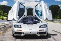 Nhìn lại những “xế hộp” đình đám của thập niên 90