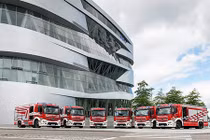 Mercedes-Benz “trưng hàng” xe cứu hoả công nghệ cao