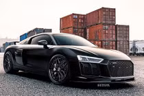Siêu xe Audi R8 V10 Plus độ máy bay tàng hình khủng