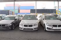 Tại sao lại hoãn xử vụ buôn lậu xe BMW tại Sài Gòn?