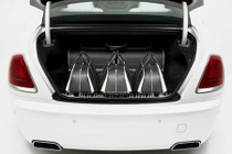 Hành lý cho siêu xe sang Rolls-Royce Wraith giá 1 tỷ đồng