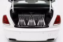 Hành lý cho siêu xe sang Rolls-Royce Wraith giá 1 tỷ đồng