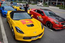 Cường Đô la dẫn đoàn siêu xe tiền tỷ trên phố Sài Gòn