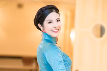 Bị hỏi “bao giờ cưới chồng”, Hoa hậu Ngọc Hân trả lời ra sao?