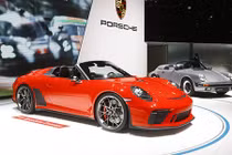 Đức: Mui trần Porsche Speedster giá hơn 7 tỷ đồng