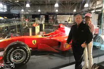 Dương Tử Quỳnh vừa giành Oscar 2023 là vợ của Giám đốc Ferrari