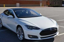 Ôtô điện Tesla Model S về Việt Nam giá gần 2 tỷ đồng