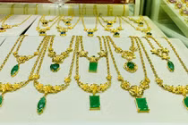 Giá vàng hôm nay 5/6: bất ngờ lên đỉnh gần 3 tháng