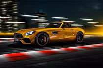 Mui trần Mercedes-AMG GT S Roadster 2018 đầy sang chảnh