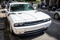 Xe cơ bắp Dodge Challenger tiền tỷ lăn bánh tại Hà Nội 