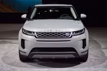 SUV hạng sang Range Rover Evoque 2020 "chốt giá" 988 triệu