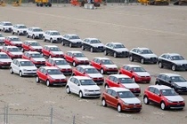 Ôtô nhập khẩu Thái Lan, Indonesia rầm rộ vào Việt Nam