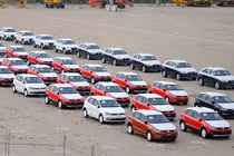 Ôtô nhập khẩu Thái Lan, Indonesia rầm rộ vào Việt Nam