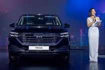 Volkswagen Viloran 2024 - "chuyên cơ trên cạn" từ 1,989 tỷ tại Việt Nam