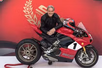 Siêu môtô Ducati Panigale V4 25th hơn 2 tỷ đồng tại Malaysia