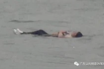 Bi hài nhảy sông tự tử nhưng không chết vì quá béo