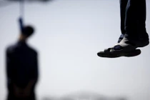 Treo cổ 20 phút bỗng hồi sinh, nhân viên pháp y kinh hãi tột độ