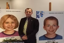 Đau khổ vì con mất tích, bỗng nhận được món quà Giáng sinh cứu rỗi...