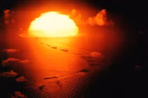 Ảnh: Các vụ thử bom hạt nhân của Mỹ và Pháp sau 1946