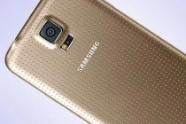 Điểm tin: Điện thoại siêu khủng Samsung Galaxy S5 bán giá rẻ