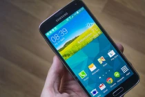 Điểm tin: Mua Galaxy S5 giá 2 triệu