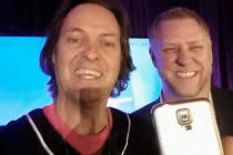 Điểm tin: HTC One M8 phiên bản nhựa, giá rẻ bất ngờ