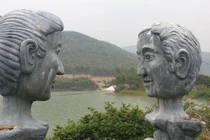 Quảng Ninh: Vườn hoa hồ Yên Dưỡng xây dựng không phép