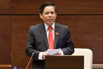 Vì sao dự án đường Hồ Chí Minh chậm gần 2 năm, chưa nối thông toàn tuyến?