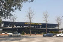 Quảng Ninh: Cảng tàu Vinashin ngổn ngang các nhà hàng xây trái phép