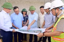 Lãnh đạo Hà Nội thị sát, gỡ vướng 5 dự án quan trọng