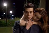 Vợ đẹp, con ngoan, đàn ông vẫn… hám của lạ