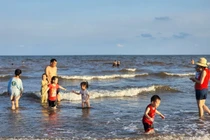 Khu du lịch Quất Lâm thu hút khách trẻ em