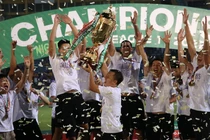 Kỷ lục của Hà Nội FC và án phạt cho Hải Phòng