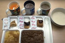 Cận cảnh khẩu phần ăn dã chiến của binh sĩ trên thế giới