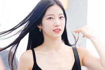 Khó rời mắt idol xinh đẹp lên đồ khoe body gợi cảm hết nấc 