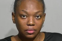 Vợ đổ xăng thiêu chồng đang ngủ gây sốc