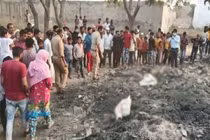 Rùng mình phát hiện thi thể phụ nữ không đầu ở bãi rác