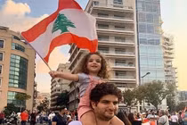 Xót xa bé 3 tuổi chết trong vụ nổ thảm họa ở Li Băng