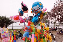 Cách sơ cứu người bị bỏng vì nổ bóng bay bơm khí