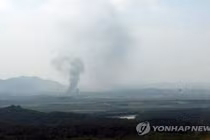 Triều Tiên cho nổ văn phòng liên lạc với Hàn: Thế giới phản ứng