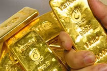 Giá vàng hôm nay 29/10: Bất ngờ tụt giảm, thị trường hoảng loạn
