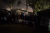 Cám cảnh cuộc sống của di dân “mắc kẹt” trên quần đảo Canary